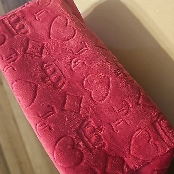 Juicy Couture Hot Pink Makeup Bag - Picture 6 of 6